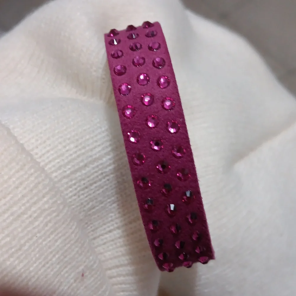 Swarovski Magenta Vibrant Crystal Cuff-like Single Wrap Bracelet Unworn 7
